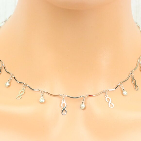 "Minimalist & Elegant Necklace Chain – Perfect for Women & Girls | UNVRC1018 - Picture 8 of 10